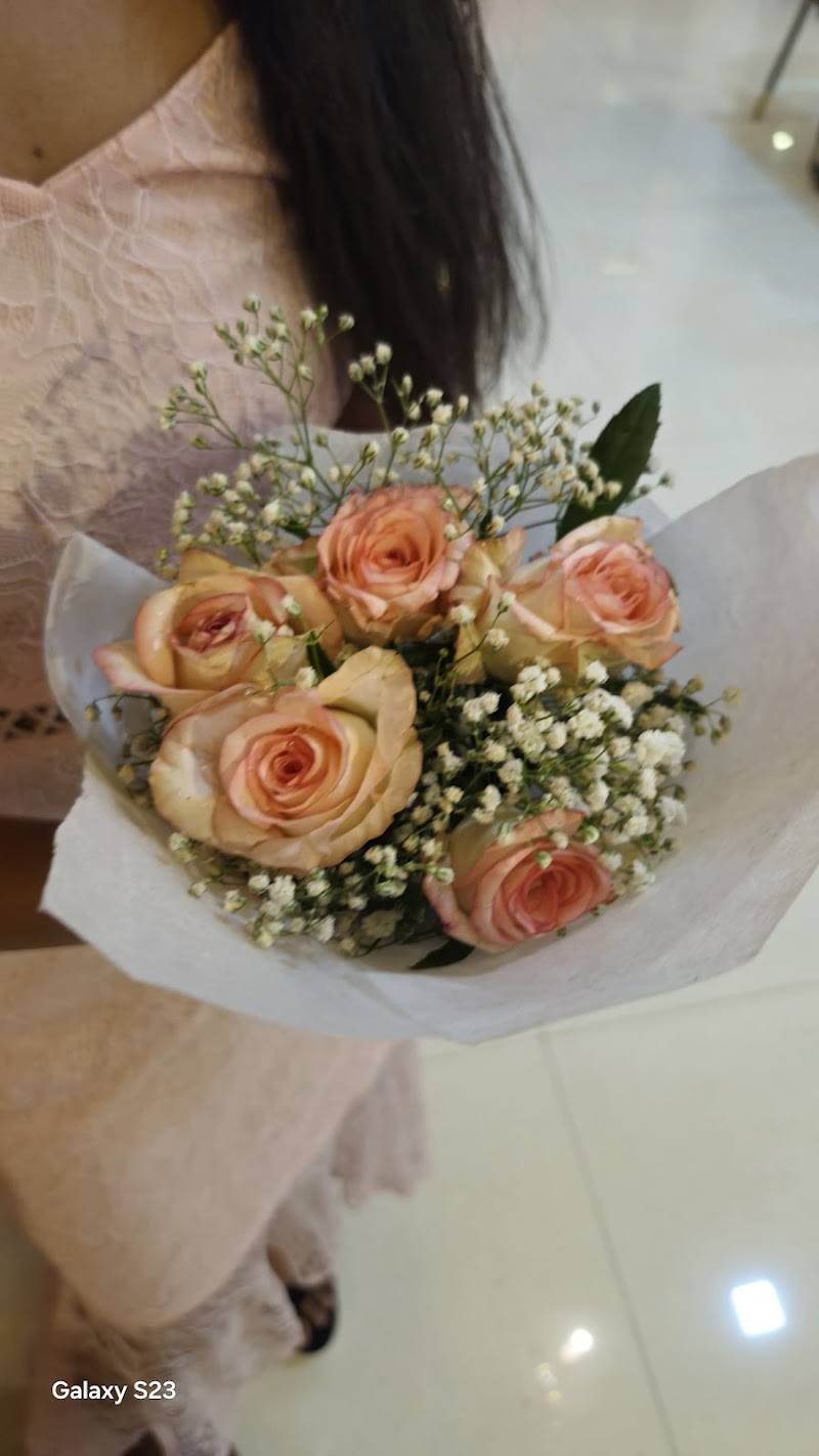 Om Flower Decoreters